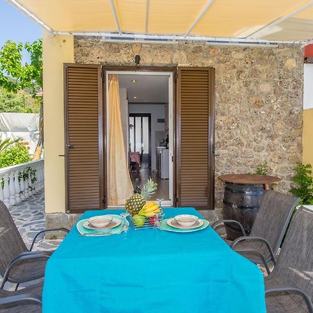 Spiros And Polyxeni Apartments Афионас Экстерьер фото